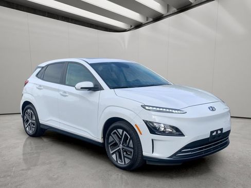 Certified 2023 Hyundai Kona SEL w/ Cargo Package FWD image 7