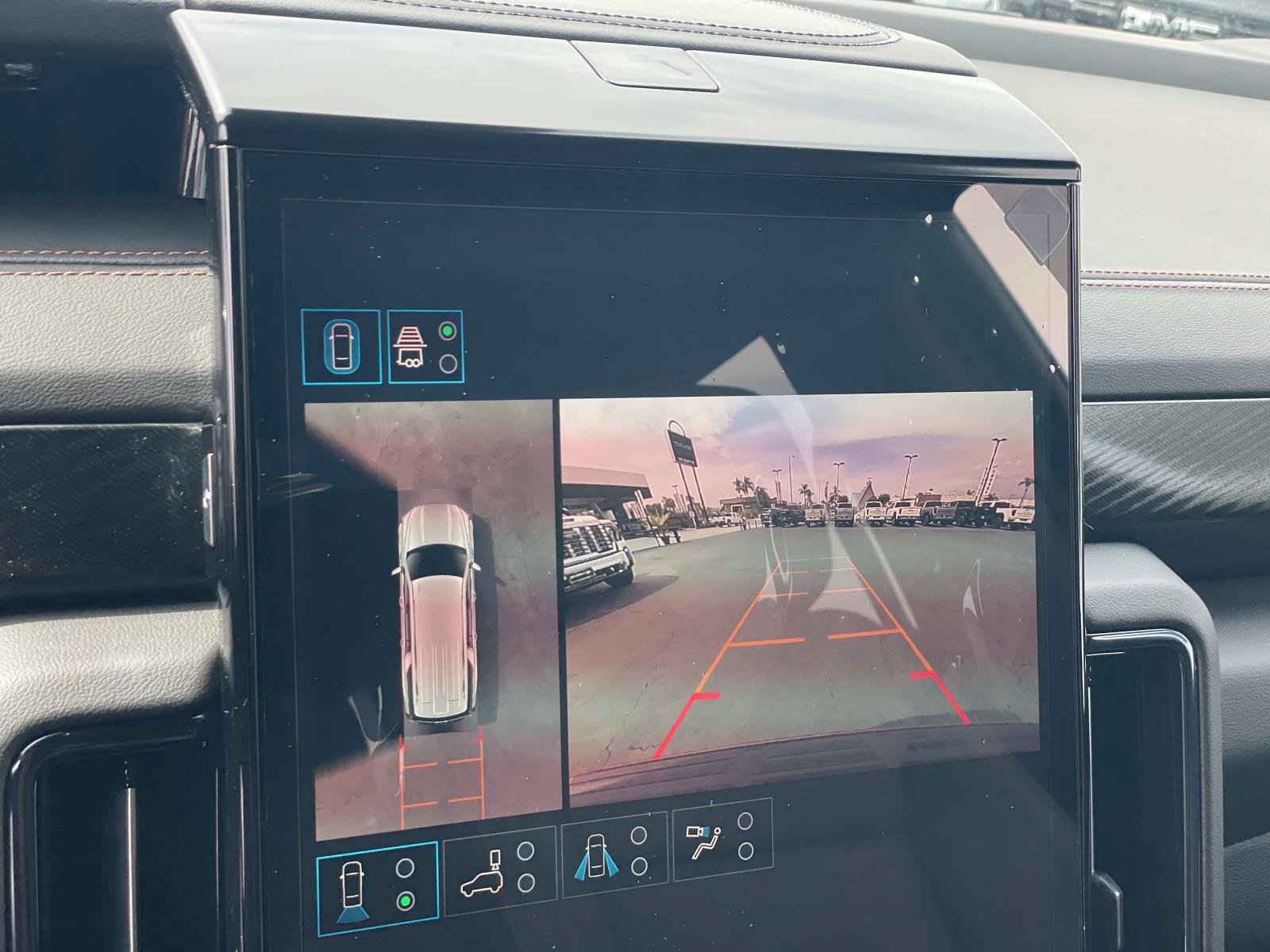 New 2026 GMC Yukon XL AT4 AWD/4WD image 15