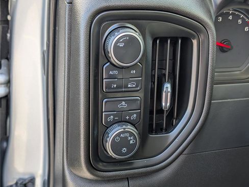 Used 2021 Chevrolet Silverado 1500 Custom image 20