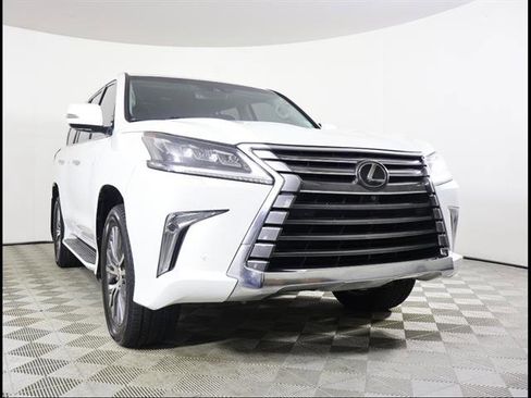 Used 2018 Lexus LX 570 4WD image 1