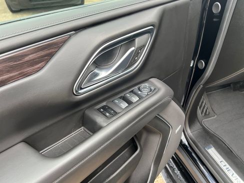 Used 2024 Chevrolet Tahoe LT AWD/4WD image 12