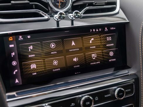 Certified 2024 Bentley Bentayga AWD/4WD image 34