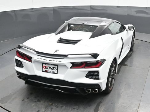 Used 2023 Chevrolet Corvette Stingray Premium Conv w/ Z51 Performance Package RWD image 32