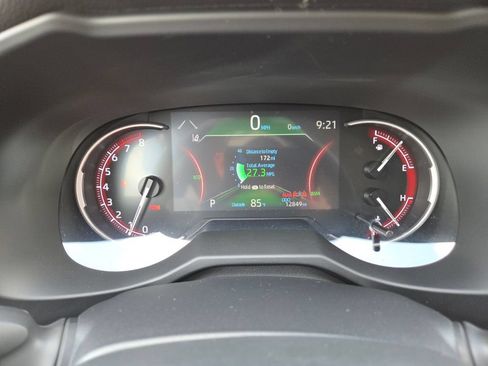 Used 2023 Toyota RAV4 XLE w/ Convenience Package FWD image 32