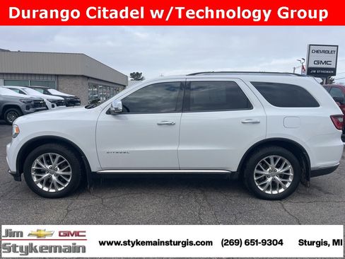 Used 2015 Dodge Durango Citadel w/ Technology Group image 2