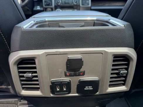 Used 2018 Ford F150 Lariat w/ Equipment Group 502A Luxury AWD/4WD image 20