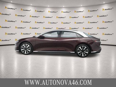 Used 2024 Lucid Air Touring AWD/4WD image 3