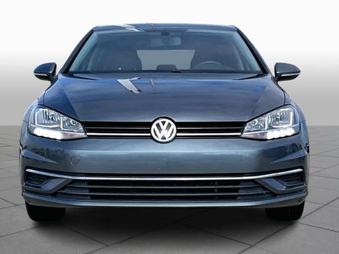 Used 2019 Volkswagen Golf S image 3