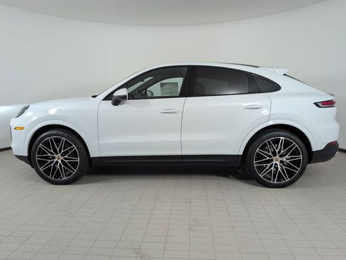 New 2026 Porsche Cayenne Coupe image 2