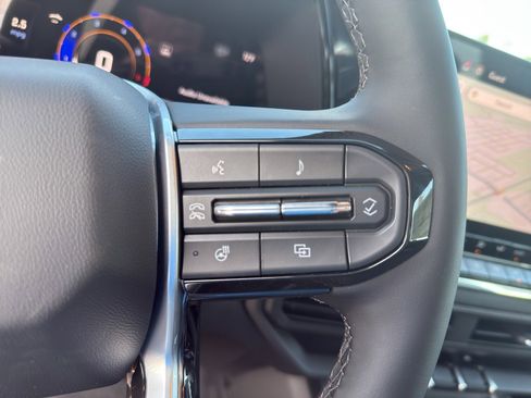 New 2026 Chevrolet Colorado LT w/ LT Convenience Package image 16