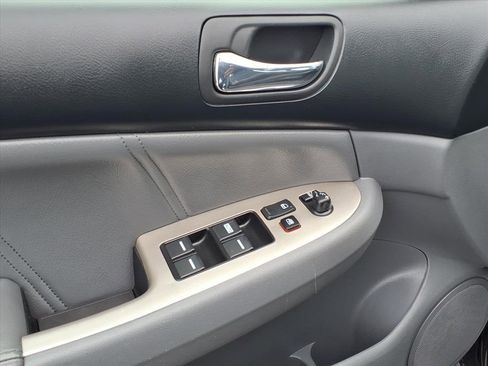 Used 2006 Honda Accord EX image 4