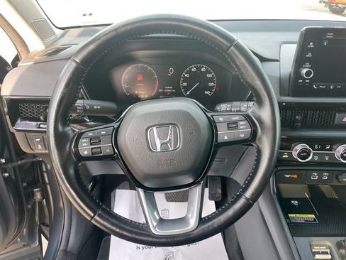 Used 2025 Honda CR-V EX-L image 17