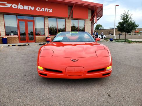 Used 2000 Chevrolet Corvette Convertible w/ Performance Handling Pkg image 10