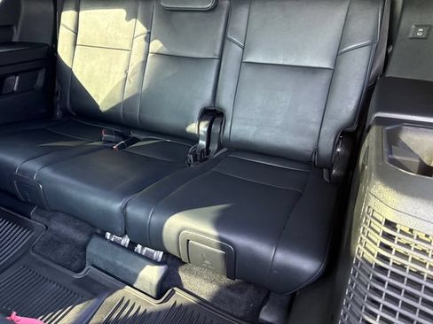 Used 2025 Toyota Sequoia Platinum AWD/4WD image 19