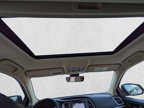 Certified 2019 Toyota Highlander Limited image 20