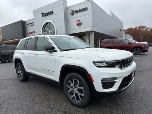 New 2025 Jeep Grand Cherokee Limited image 1