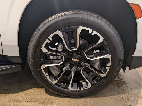 Used 2022 Chevrolet Tahoe RST w/ Luxury Package image 7