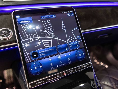 Used 2022 Mercedes-Benz S 580 4MATIC Sedan w/ AMG Line Package image 28