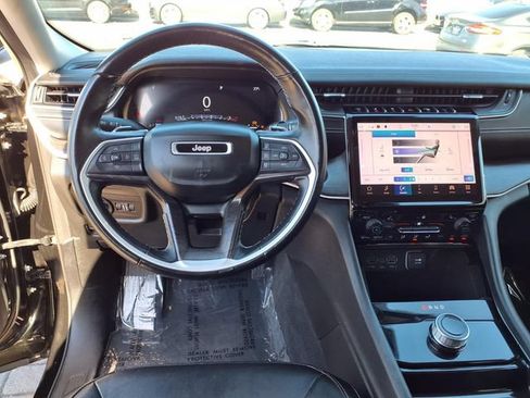 Used 2021 Jeep Grand Cherokee L Limited RWD image 10