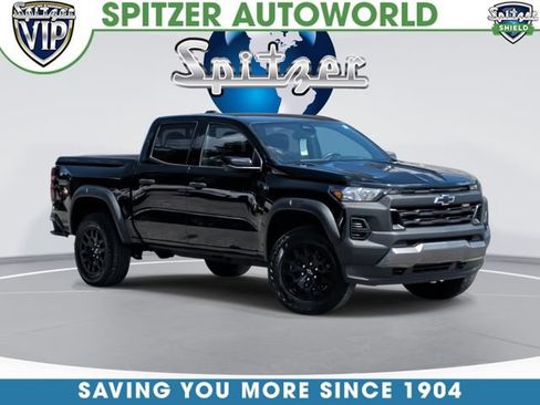 Used 2023 Chevrolet Colorado Trail Boss w/ Technology Package AWD/4WD image 1