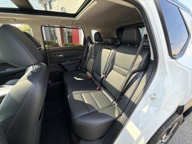 Certified 2021 Nissan Rogue SL AWD/4WD image 22