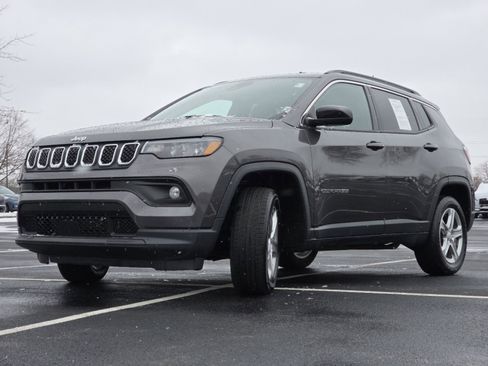 Used 2023 Jeep Compass Latitude w/ Convenience Group image 13