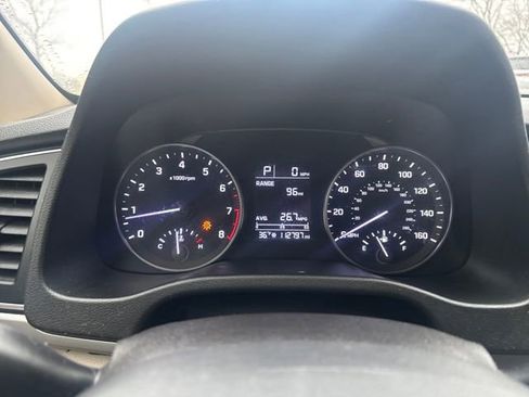 Used 2018 Hyundai Elantra SE w/ SE Connectivity Package 04 image 15