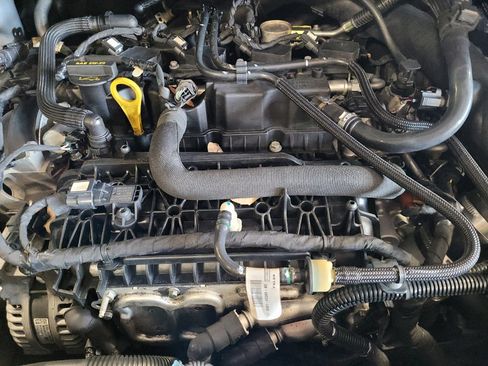 Used 2019 Ford Escape SE FWD image 30