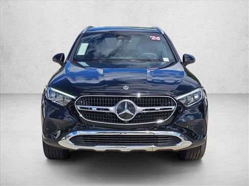 Used 2026 Mercedes-Benz GLC 300 image 2
