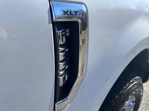 Used 2020 Ford F250 XLT w/ XLT Premium Package image 35