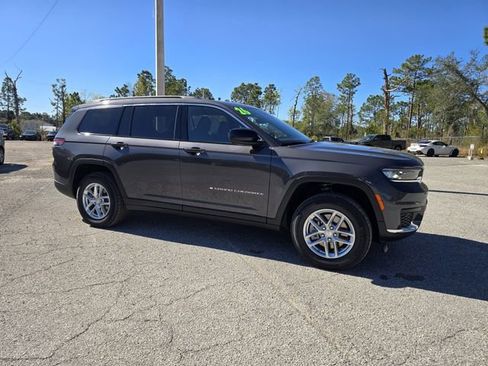New 2026 Jeep Grand Cherokee L Laredo image 2