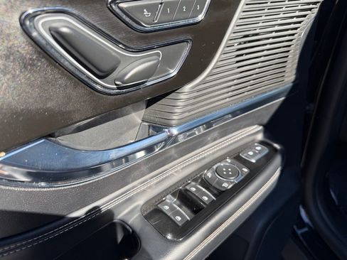 Used 2022 Lincoln Corsair Reserve w/ Sport Package image 17