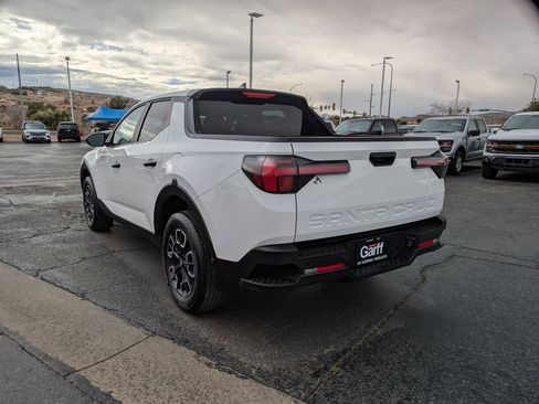 Used 2024 Hyundai Santa Cruz SEL image 6