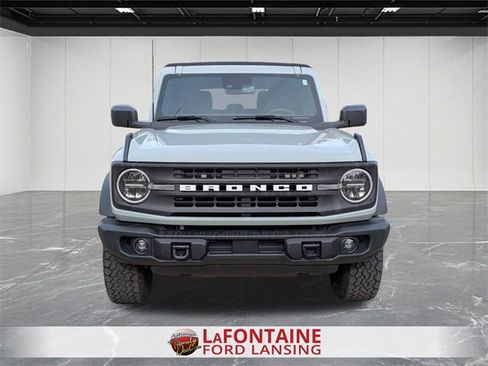 Used 2023 Ford Bronco Black Diamond image 8