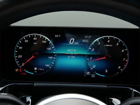 Used 2022 Mercedes-Benz GLA 250 4MATIC image 21