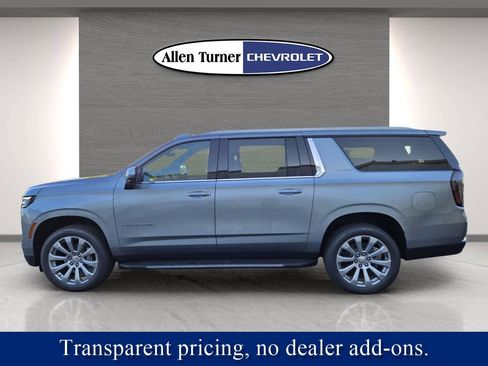 New 2026 Chevrolet Suburban Premier RWD image 10