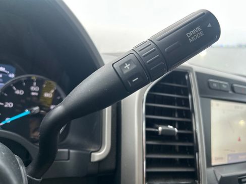 Used 2020 Ford F350 Lariat image 30