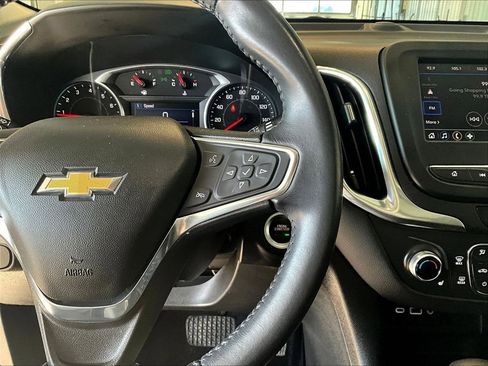 Used 2022 Chevrolet Equinox LT AWD/4WD image 24