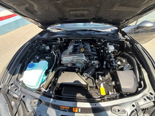 Used 2023 MAZDA MX-5 Miata Grand Touring w/ Weather Package RWD image 17