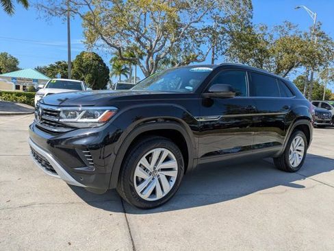 Used 2022 Volkswagen Atlas Cross Sport SE image 7