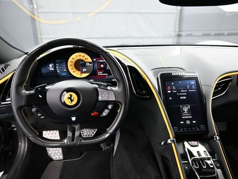 Used 2022 Ferrari Roma image 20