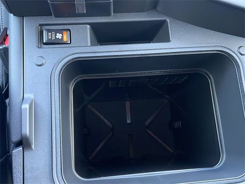 New 2026 INFINITI QX80 Autograph w/ Premium Cargo Package image 16