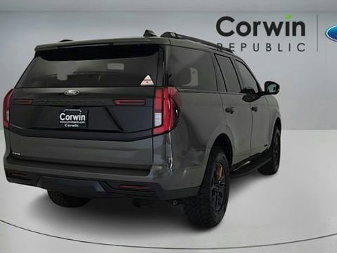 New 2025 Ford Expedition Tremor image 7