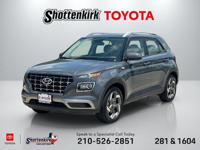 Used 2025 Hyundai Venue SEL