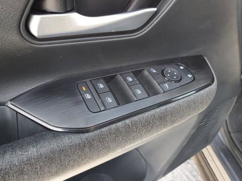 New 2026 Nissan Kicks SV image 17