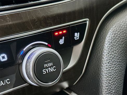 Used 2020 Honda Accord Touring image 21