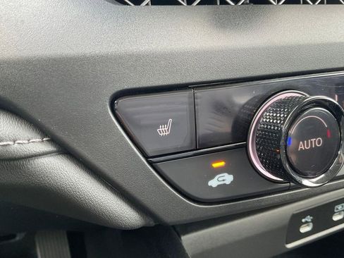 Certified 2024 Honda Accord EX image 17