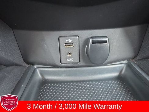 Used 2015 Nissan Rogue SV w/ SV Moonroof Package AWD/4WD image 6