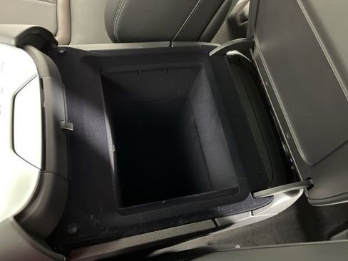 New 2026 Nissan Armada SL w/ Captain's Chari Seat Package RWD image 30