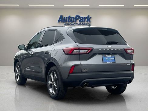 Used 2026 Ford Escape ST-Line AWD/4WD image 5